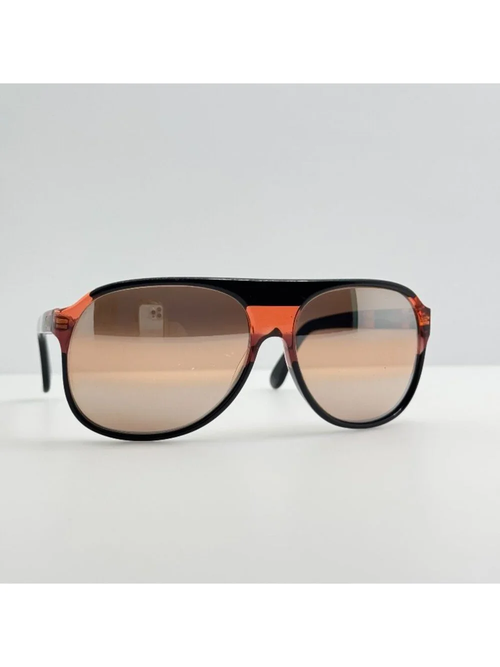 Serengeti Sunglasses 5041S Corning Optics Read Description
